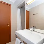 Suits Lav Apartment