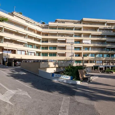 Suits Lav Apartman Podstrana
