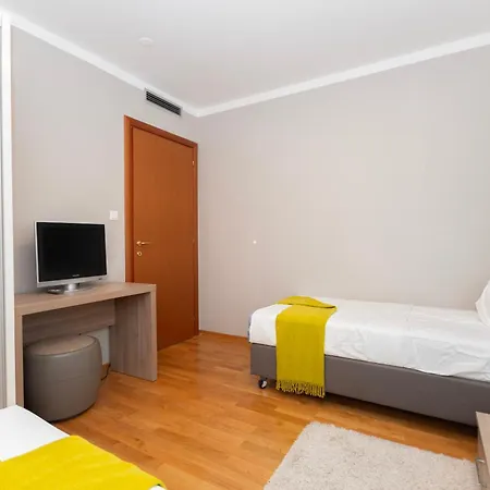 Suits Lav Apartman Podstrana